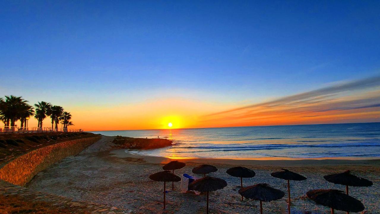 Apatrament Torrevieja Apartment Екстериор снимка