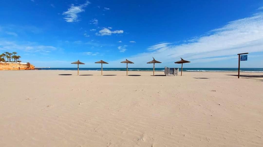 Apatrament Torrevieja Apartment Екстериор снимка